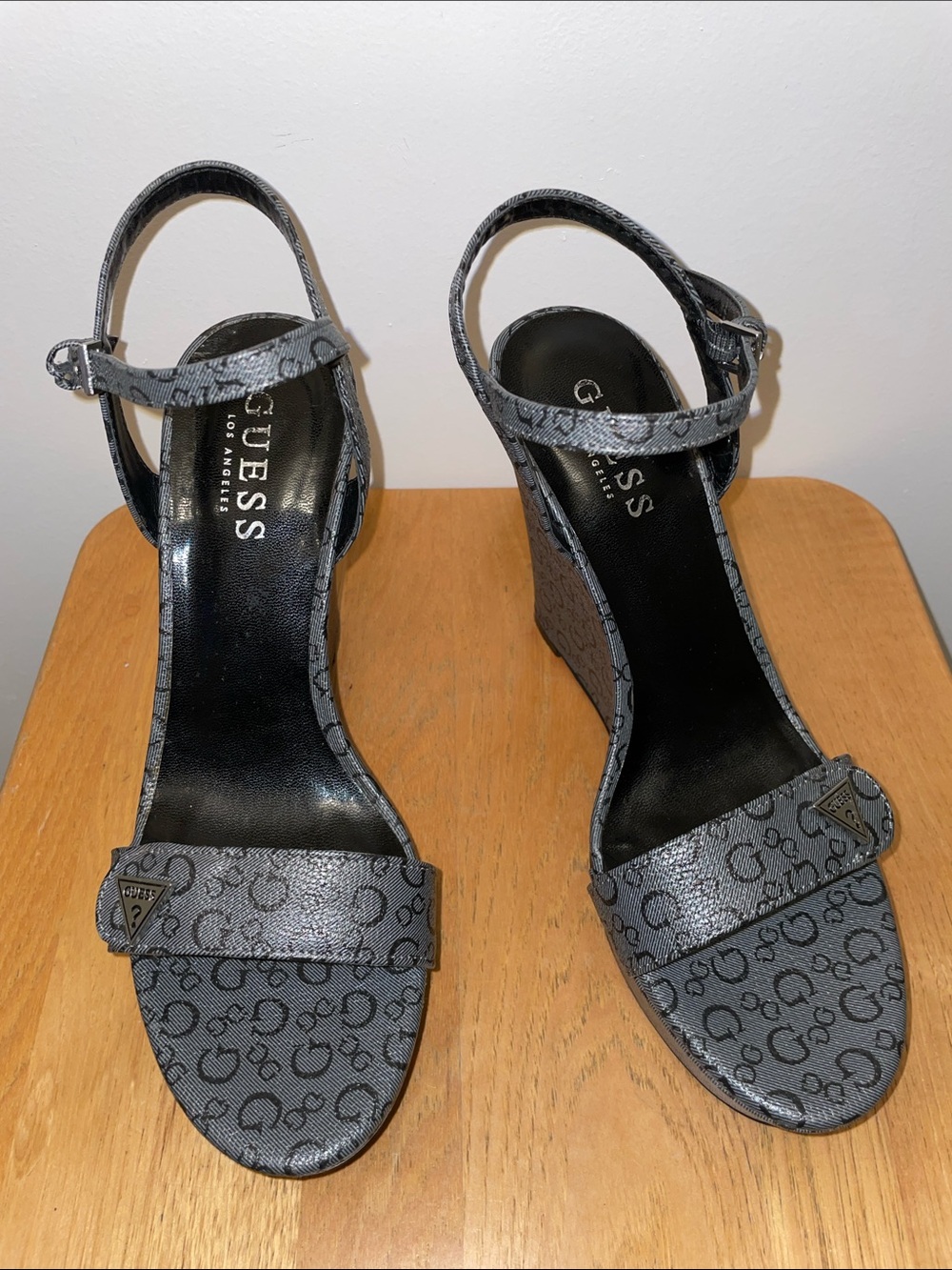 GUESS Gray Logo Ankle-Strap Wedge Platform Sandals Size 7